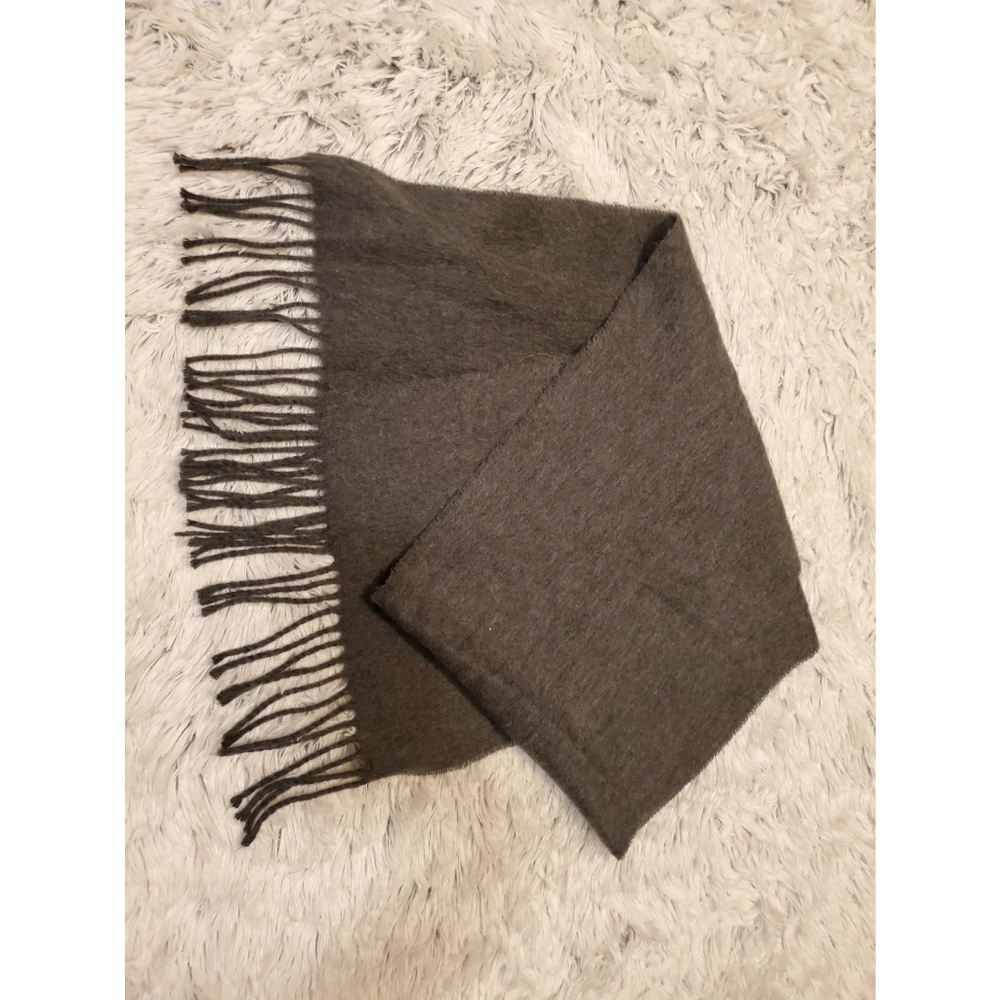 Gray Italian scarf